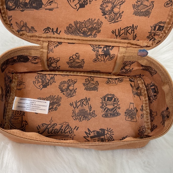 NWT Kiehl’s East Village NYC Skin Care/Makeup Travel Case With Handle/Tan/Brown - Picture 5 of 7